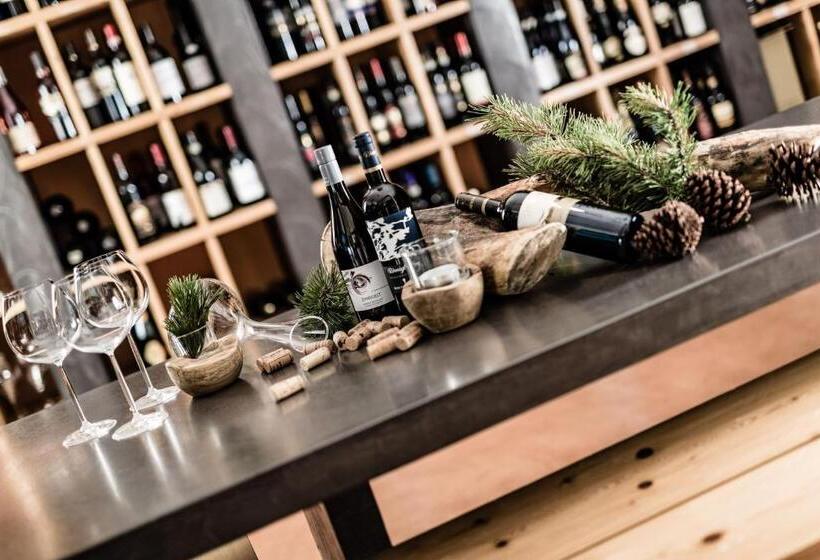 酒店 Josef Mountain Resort