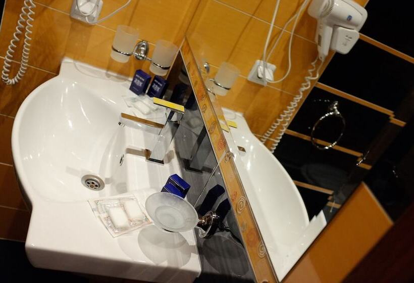 בית מלון כפרי Kiten Beach