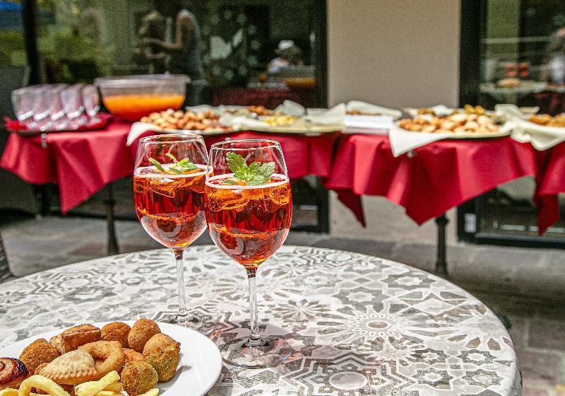 ホテル Metropolitan