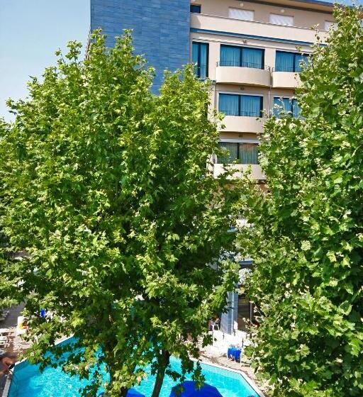 ホテル Metropolitan