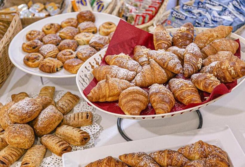 ホテル Metropolitan