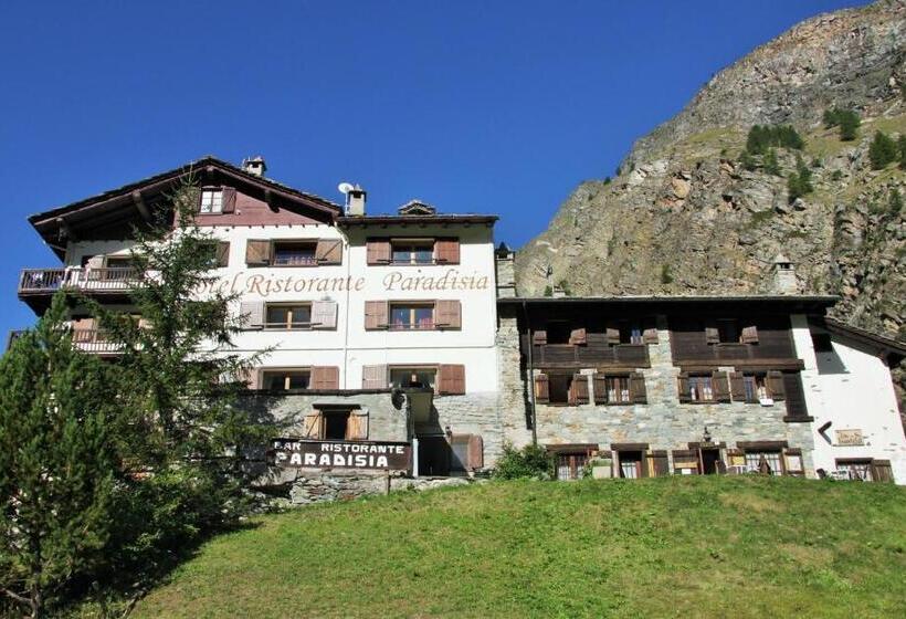 فندق Paradisia