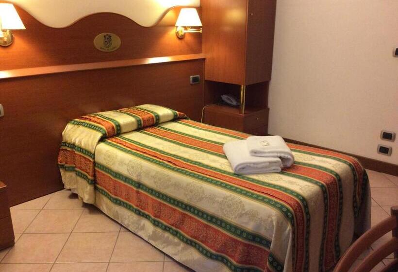 בית מלון כפרי Pizzeria Ristorante Al Leone