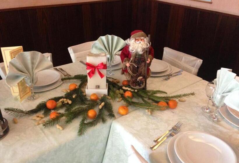 בית מלון כפרי Pizzeria Ristorante Al Leone