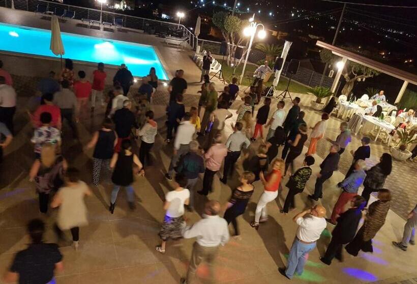 בית מלון כפרי Ristorante Paradiso