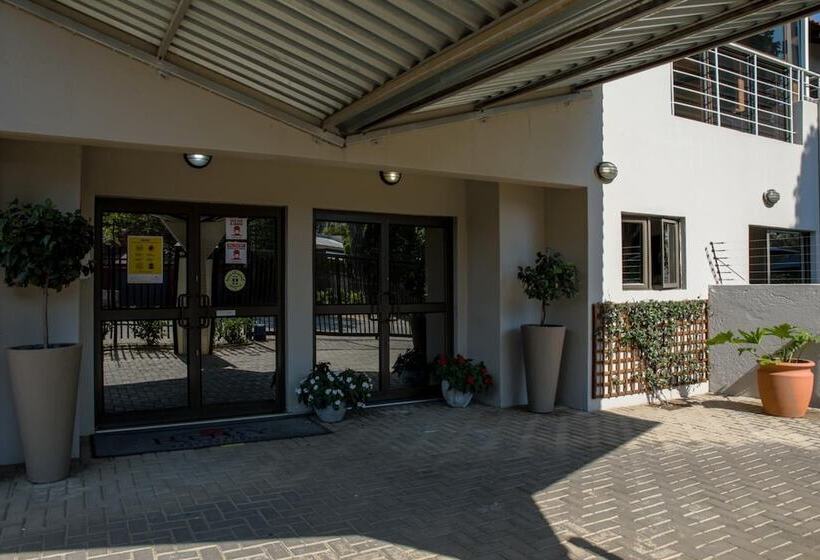 בית מלון כפרי Ruby Stone Boutique