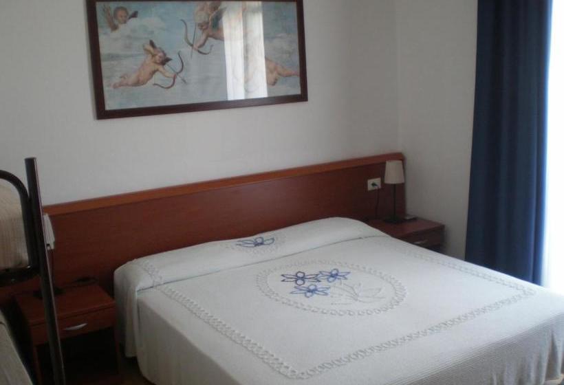 호텔 Silva Frontemare