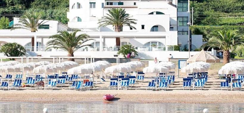 בית מלון כפרי Sporting