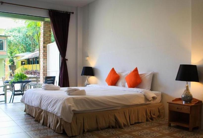 فندق Sunshine Inn Resort Khaolak