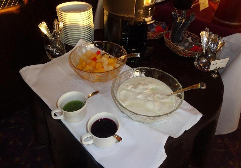 هتل Takasaki Urban