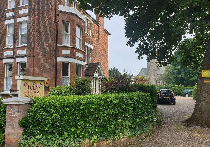 בית מלון כפרי The Wycliffe