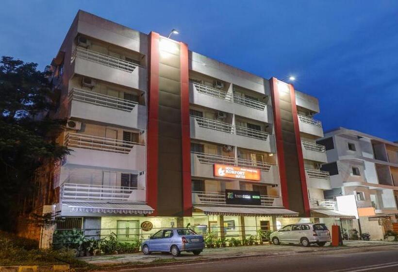 ホテル Treebo Komfort Suites, 3 Km From Mysore Palace