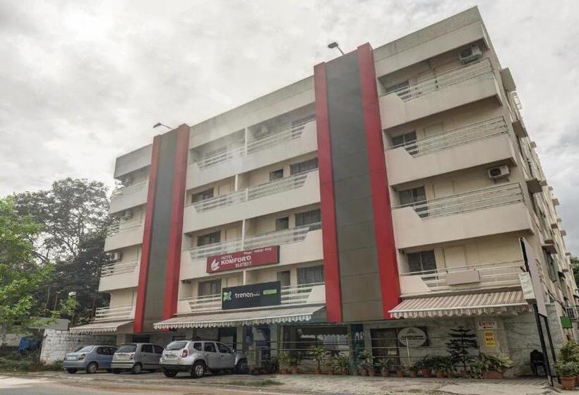 ホテル Treebo Komfort Suites, 3 Km From Mysore Palace