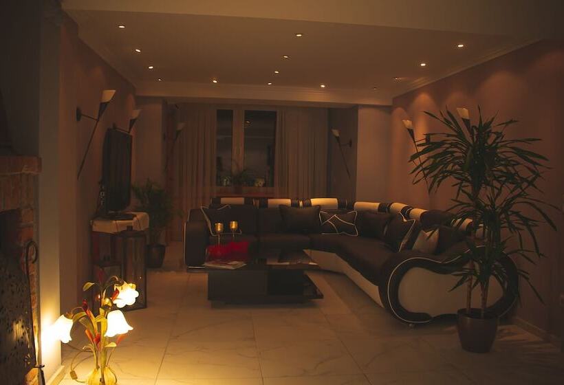 Отель Alpenrose