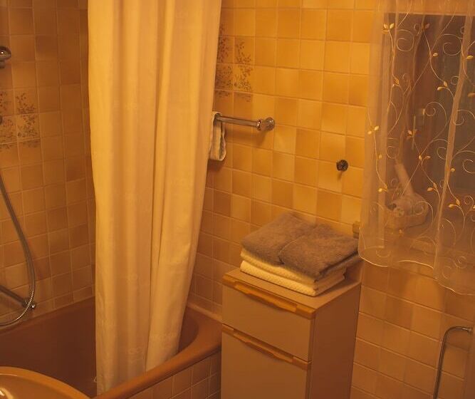 Отель Alpenrose