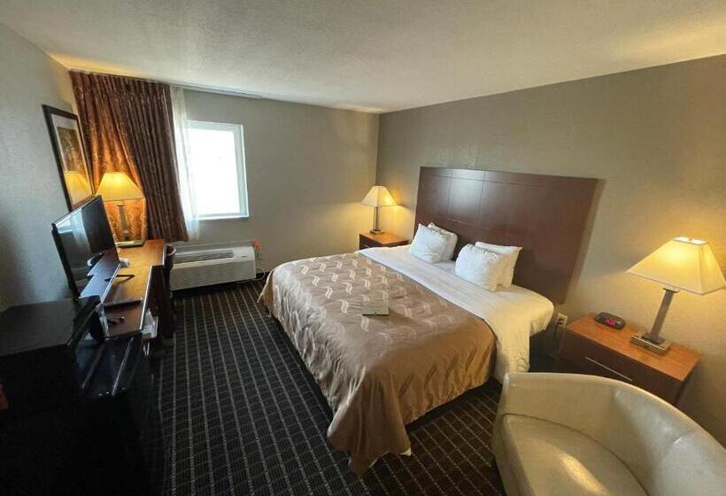 汽车旅馆  Quality Inn Madison West Near University Area