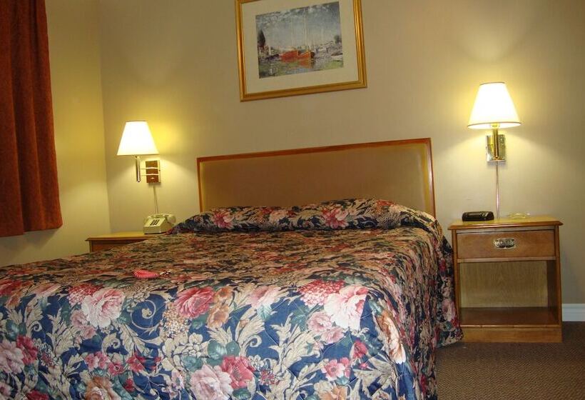 فندق على الطريق Royal Napanee Inn