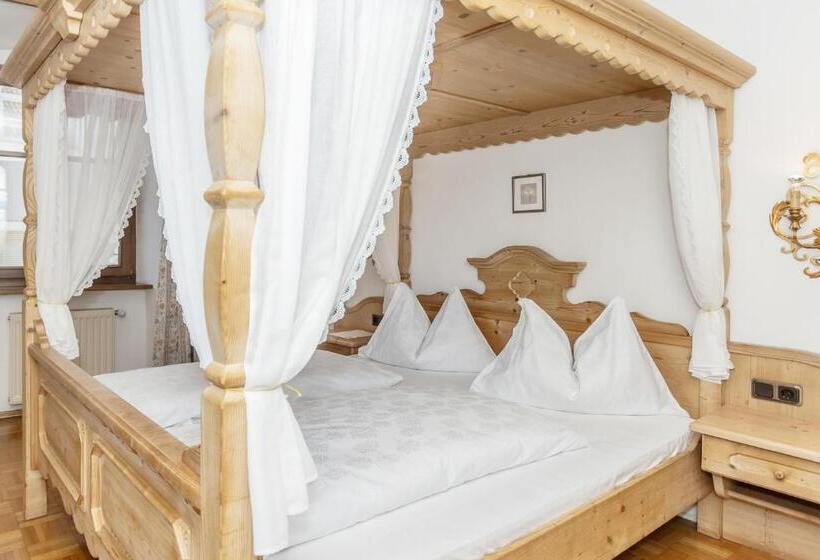 Резиденция Appartements Eppanerhof