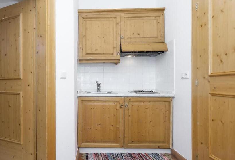 اقامتگاه Appartements Eppanerhof