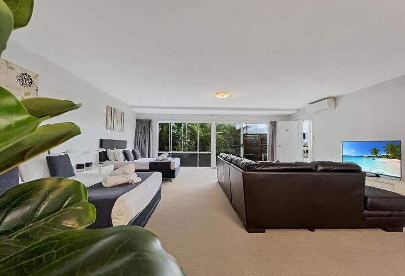 אתר נופש Albacore Apartments