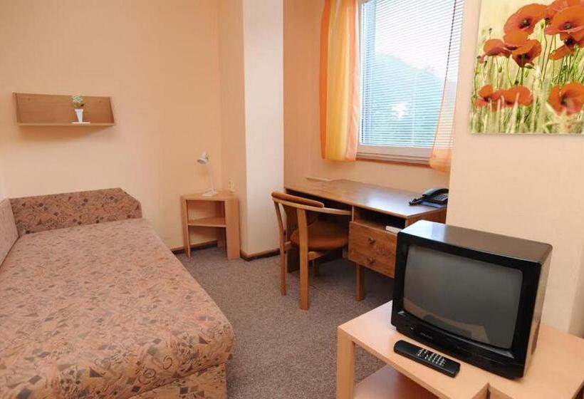 אתר נופש Borová Sihoť Atc And Penzion