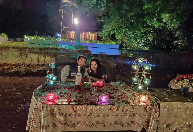 Saffronstays Little Paradise, Murud