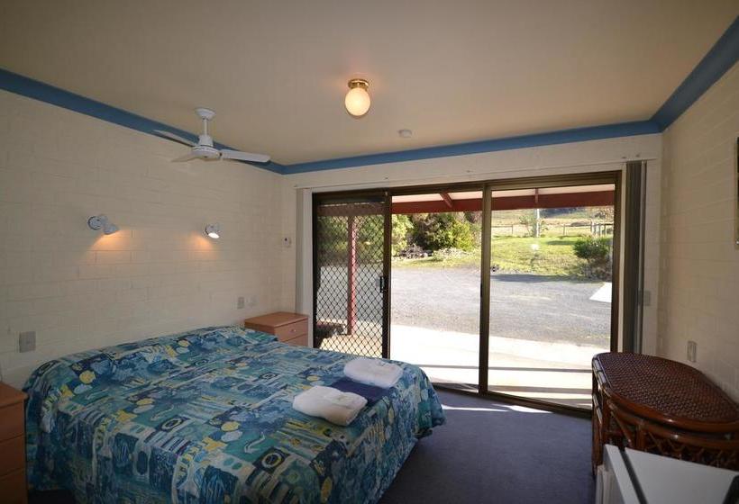 Skenes Creek Lodge Motel And Restaurant