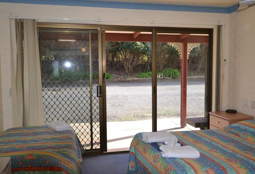 Skenes Creek Lodge Motel And Restaurant