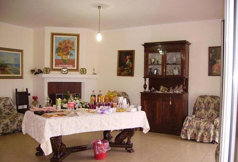 Villa Linda Bed And Breakfast