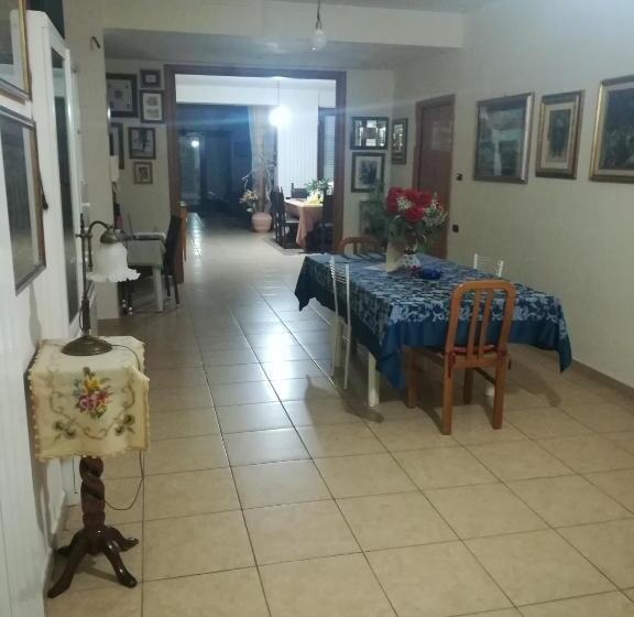 Villa Linda Bed And Breakfast