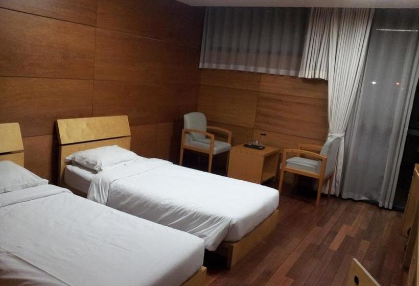 Albergue Guesthouse Jijihyang