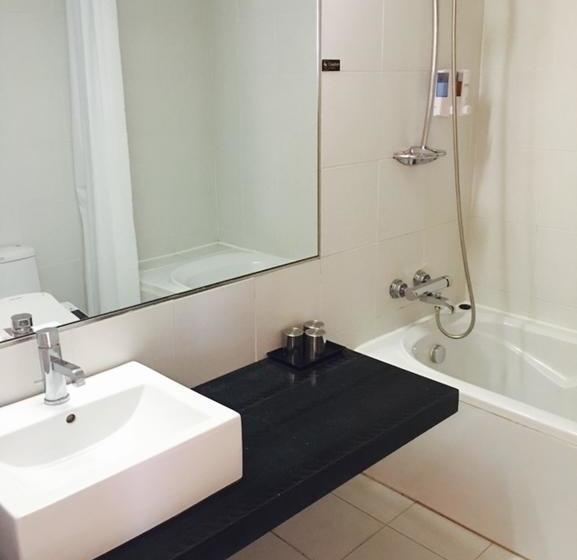 הוסטל Guesthouse Jijihyang