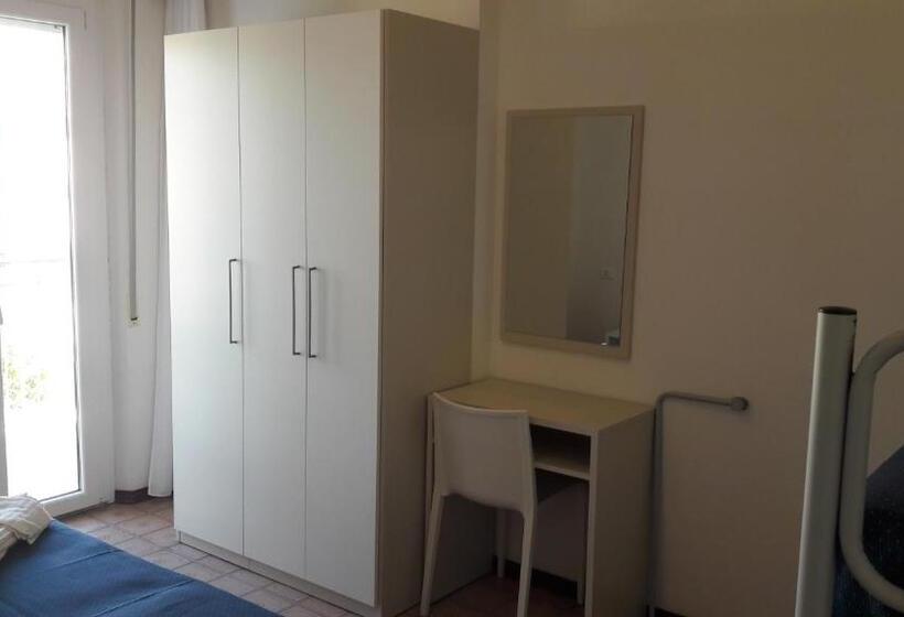 B&b   Meuble    Hotel  Cordiale