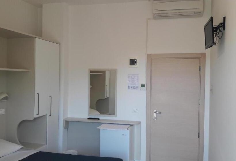 B&b   Meuble    Hotel  Cordiale