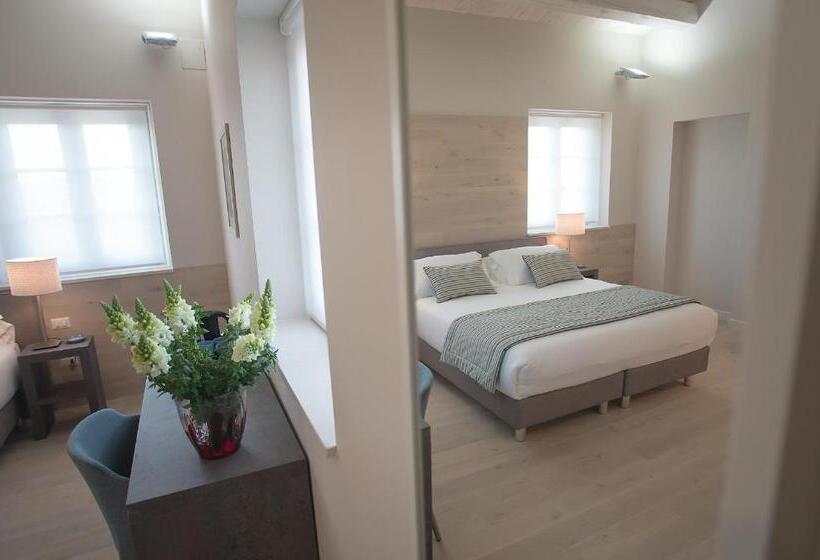 تختخواب و صبحانه Agromarino