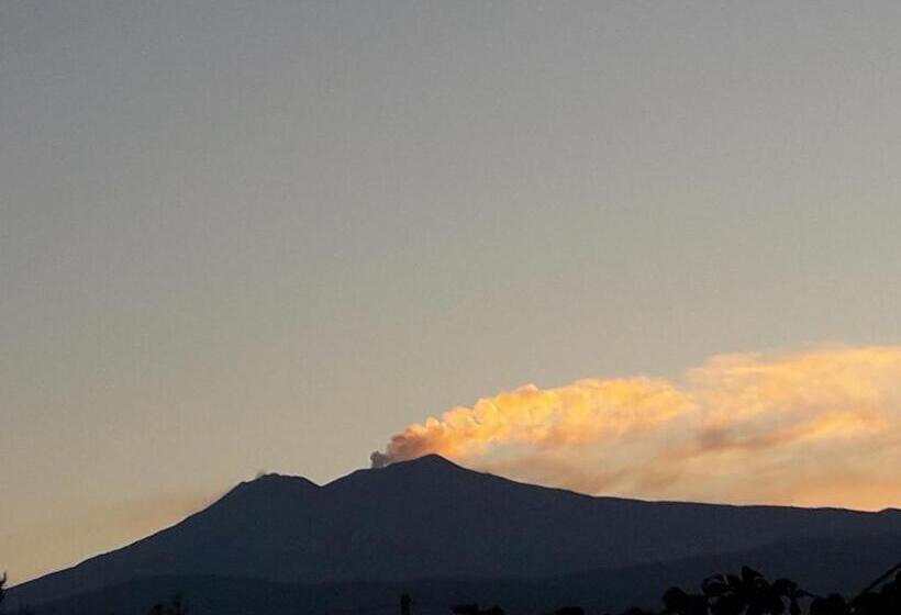 ベッドアンドブレックファースト Casa Holiday Sea Etna Di Enza