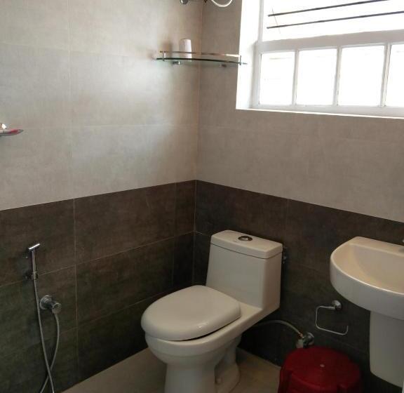 צימר Colonels Inn