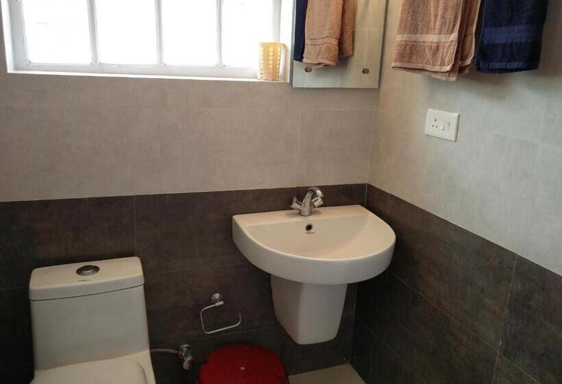 צימר Colonels Inn