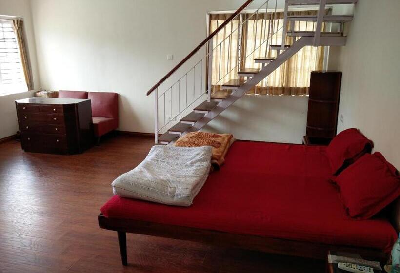 צימר Colonels Inn