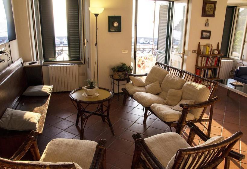 ベッドアンドブレックファースト Domus Sirenae