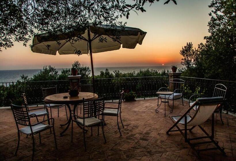 مبيت وإفطار Donnasilia