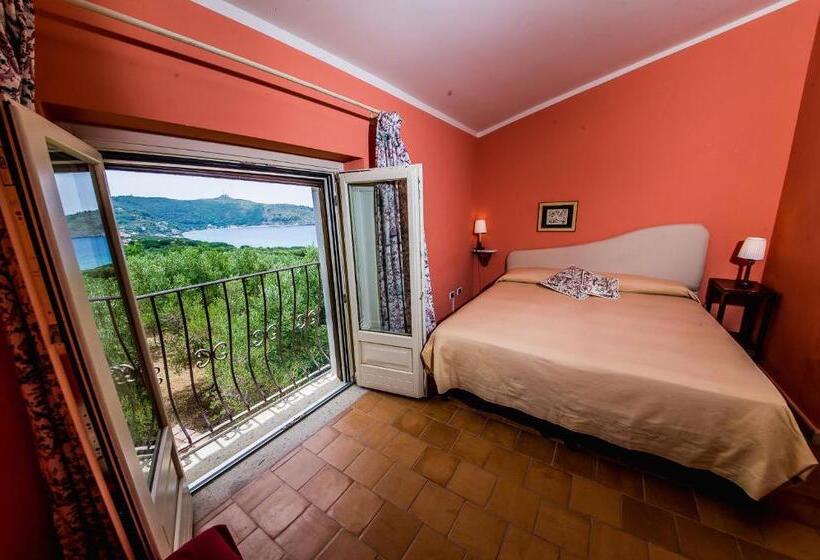 مبيت وإفطار Donnasilia