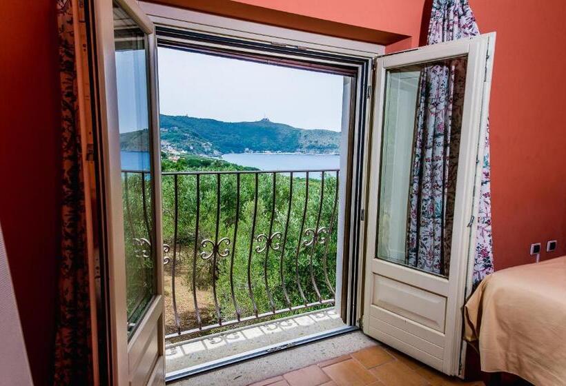 مبيت وإفطار Donnasilia