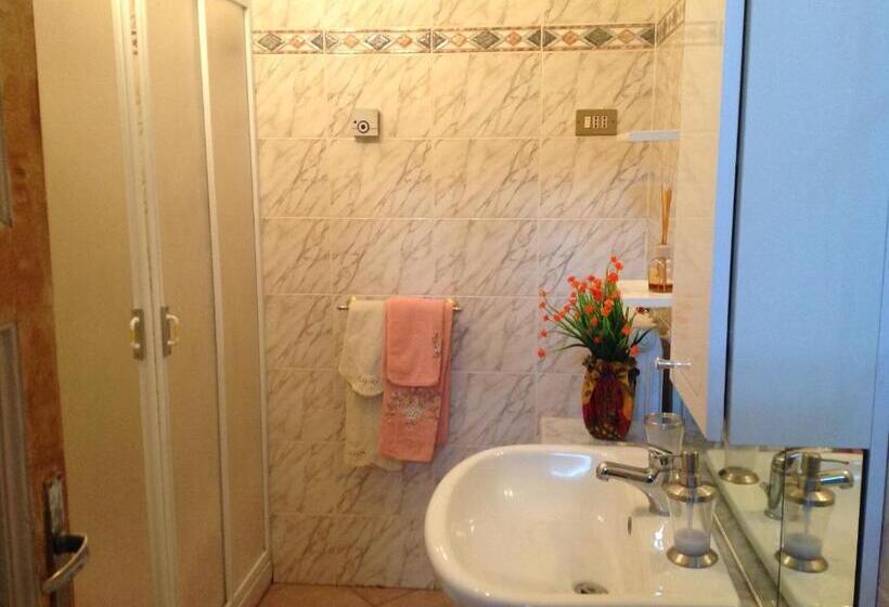 Bed and Breakfast La Vecchia Quercia