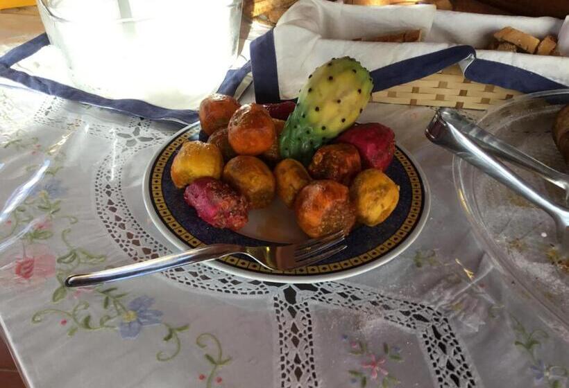 ベッドアンドブレックファースト Le Cale