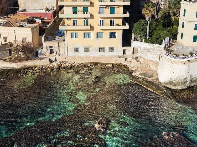 Bed and Breakfast Marlove Siracusa Private Sea Access Self Check In