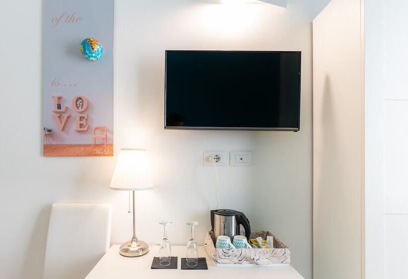 Bed and Breakfast Marlove Siracusa Private Sea Access Self Check In