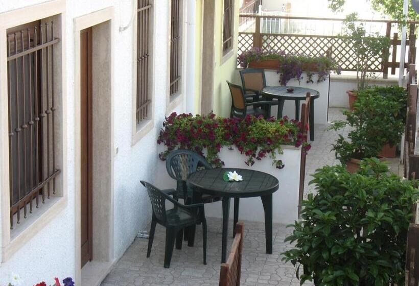 مبيت وإفطار Nonna Pina