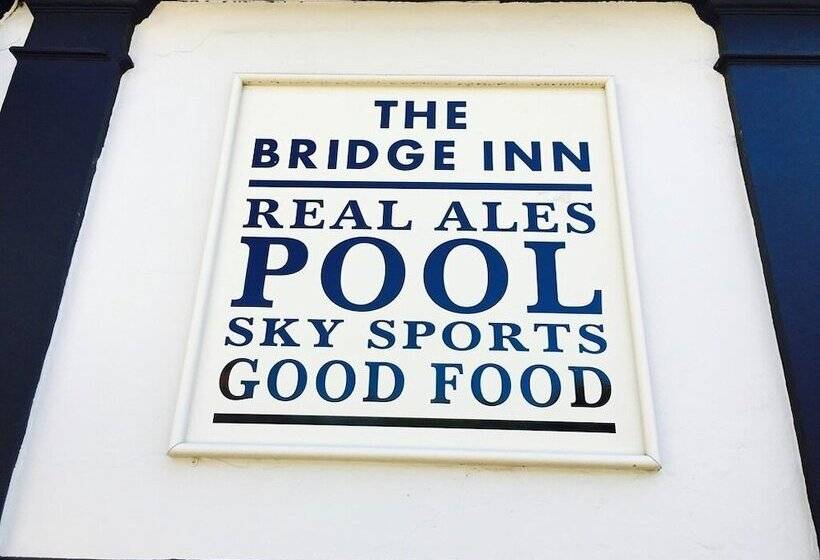 צימר The Bridge Inn