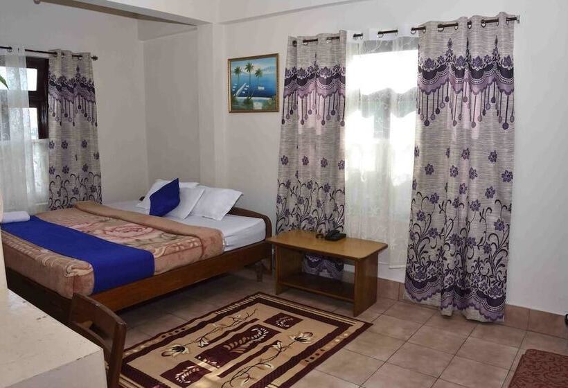 בית מלון כפרי Alaya